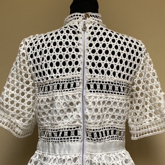 Simply Couture White Mock Neck A-line Dress with Circle Cut Out Pattern Size L - Picture 10 of 16